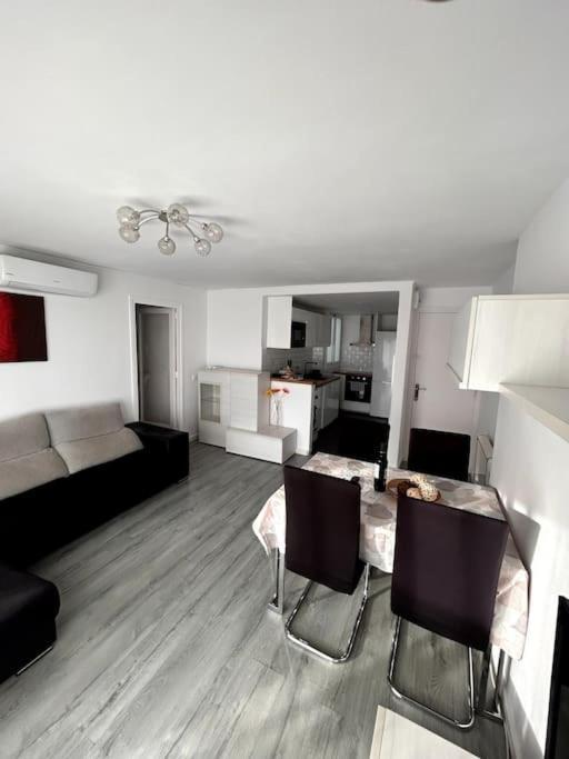 Precioso Apartamento En La Playa Barcelona Cabrera de Mar Eksteriør bilde